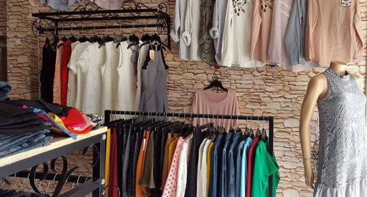 20+ Nguồn hàng quần áo lấy sỉ - rẻ - đẹp cho shop thời trang - TrustSales